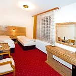 Hotel Panorama Landhaus Saalbach-Hinterglemm