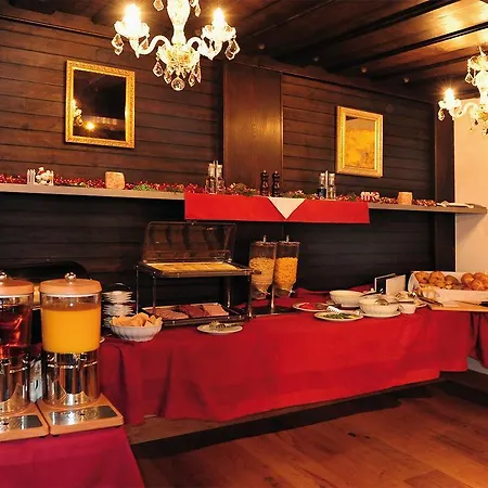 Hotel Panorama Landhaus Saalbach-Hinterglemm